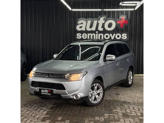 MITSUBISHI OUTLANDER 2.0 16V GASOLINA 4P AUTOMÁTICO MITSUBISHI OUTLANDER 2.0 16V GASOLINA 4P AUTOMÁTICO